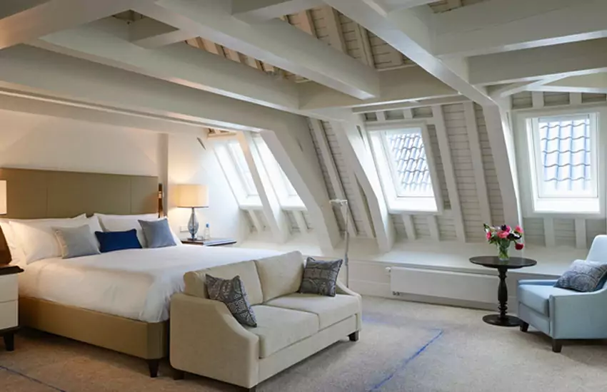 luxury-hotel-Amsterdam